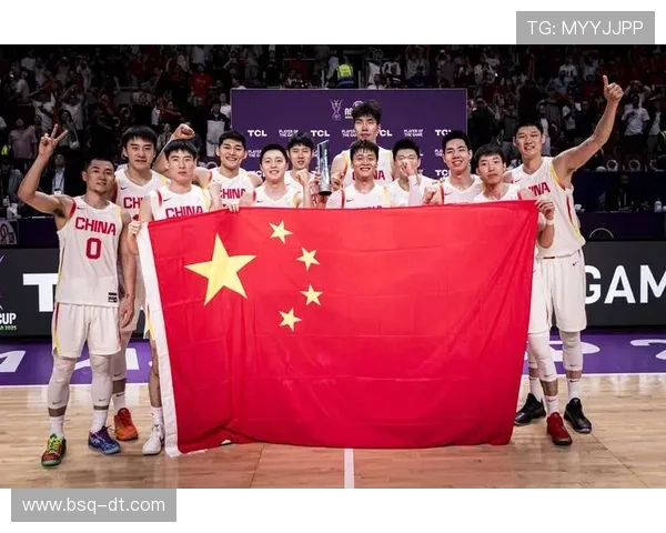 中国男篮逆转战胜澳大利亚成功晋级亚洲杯决赛 全队展现强大凝聚力