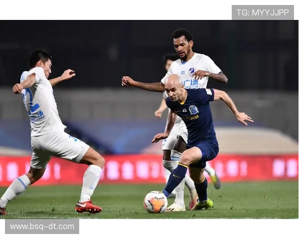 布雷斯特俱乐部新赛季引援与战术调整引发球迷热议与期待新篇章